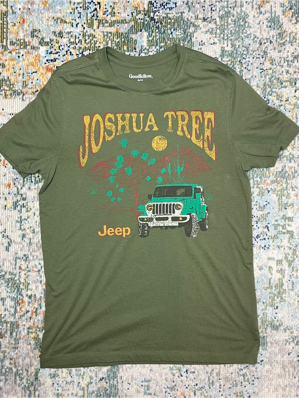 Graphic Tee Joshua Tree Jeep Olive Green Y2K Minimalist